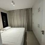Luxe Benedenwoning Nula *