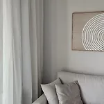 Apartament Luxe Benedenwoning Nula Miasto Kos