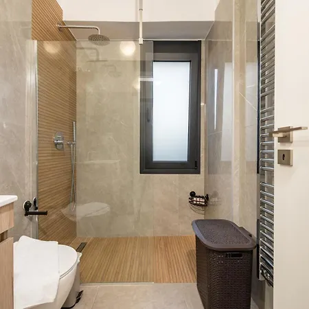 Luxe Benedenwoning Nula * Kos-stad