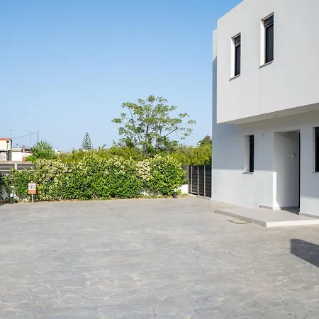 Luxe Benedenwoning Nula