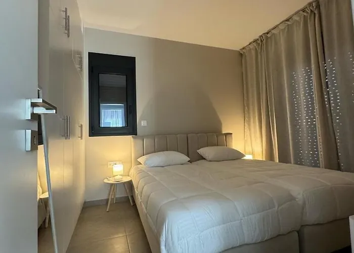Luxe Benedenwoning Nula Cós