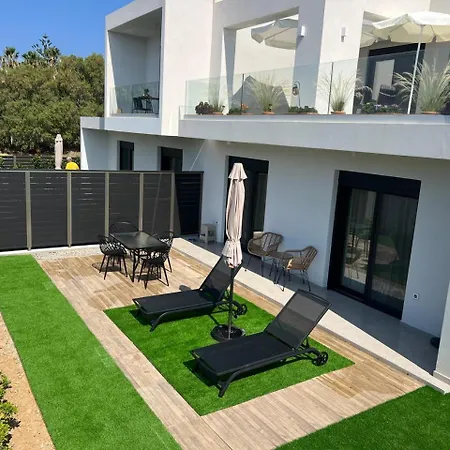 Luxe Benedenwoning Nula Kos