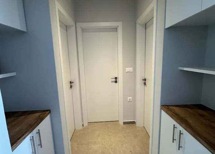 Luxe Benedenwoning Nula Apartmán